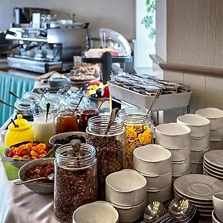 Hotel Ayvazovsky 3*