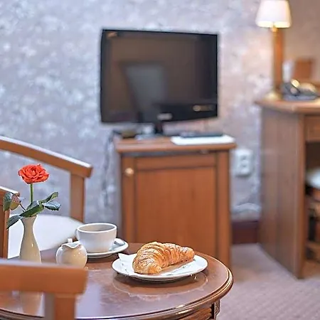 Hotel Ayvazovsky 3*