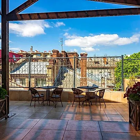 Hotel Ayvazovsky 3*