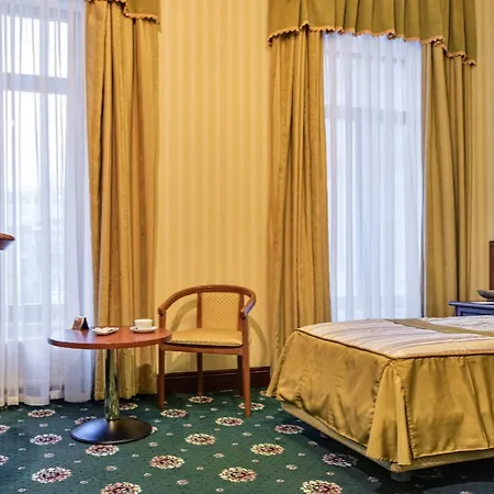 Hotel Ayvazovsky 3*