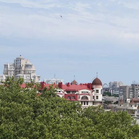 Ayvazovsky Hotel 3*