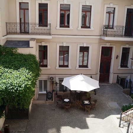 Ayvazovsky Hotel 3*
