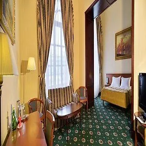 Ayvazovsky Hotel 3*