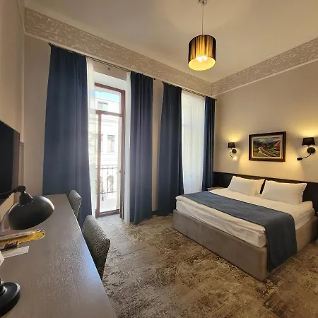 Ayvazovsky Hotel 3*