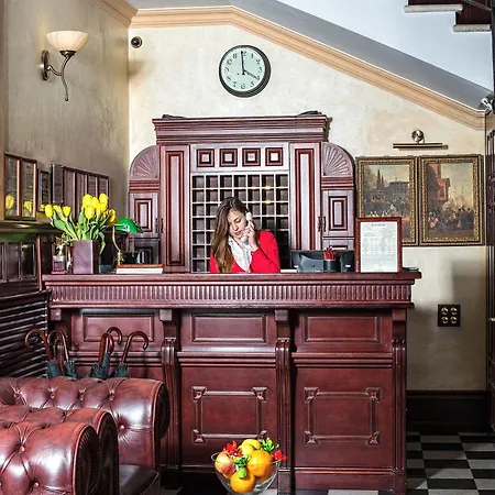 Ayvazovsky Hotel 3*